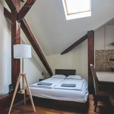 Appartement Klotild & Matild Floor In Downtown Boedapest