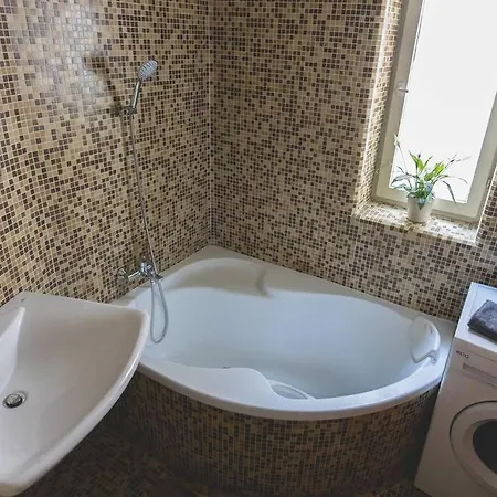 Klotild & Matild Floor In Downtown Appartement *