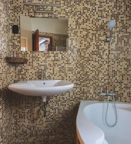 Appartamento Klotild & Matild Floor In Downtown *